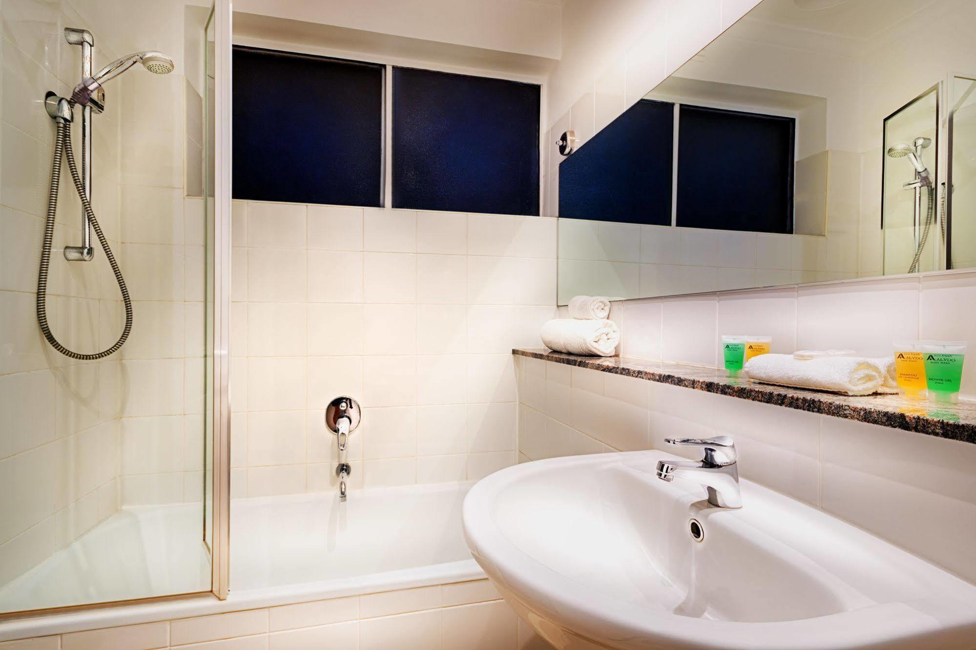 Crest On Barkly Serviced Apartments Melbourne Ngoại thất bức ảnh